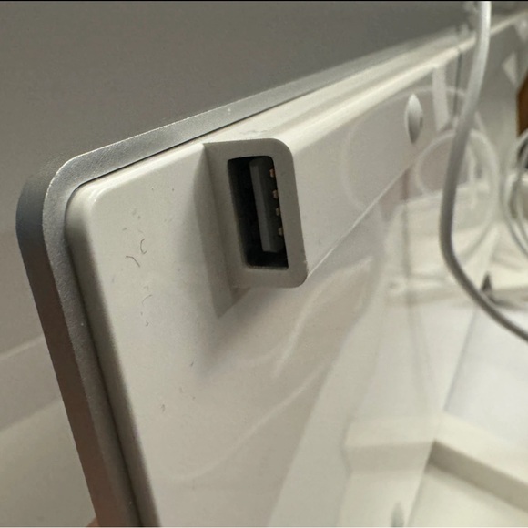 Apple Keyboard with numeric keypad - Picture 7 of 8